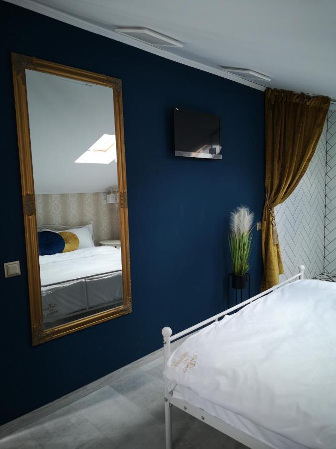 Ivy Boutique Apartman Brassó Kültér fotó