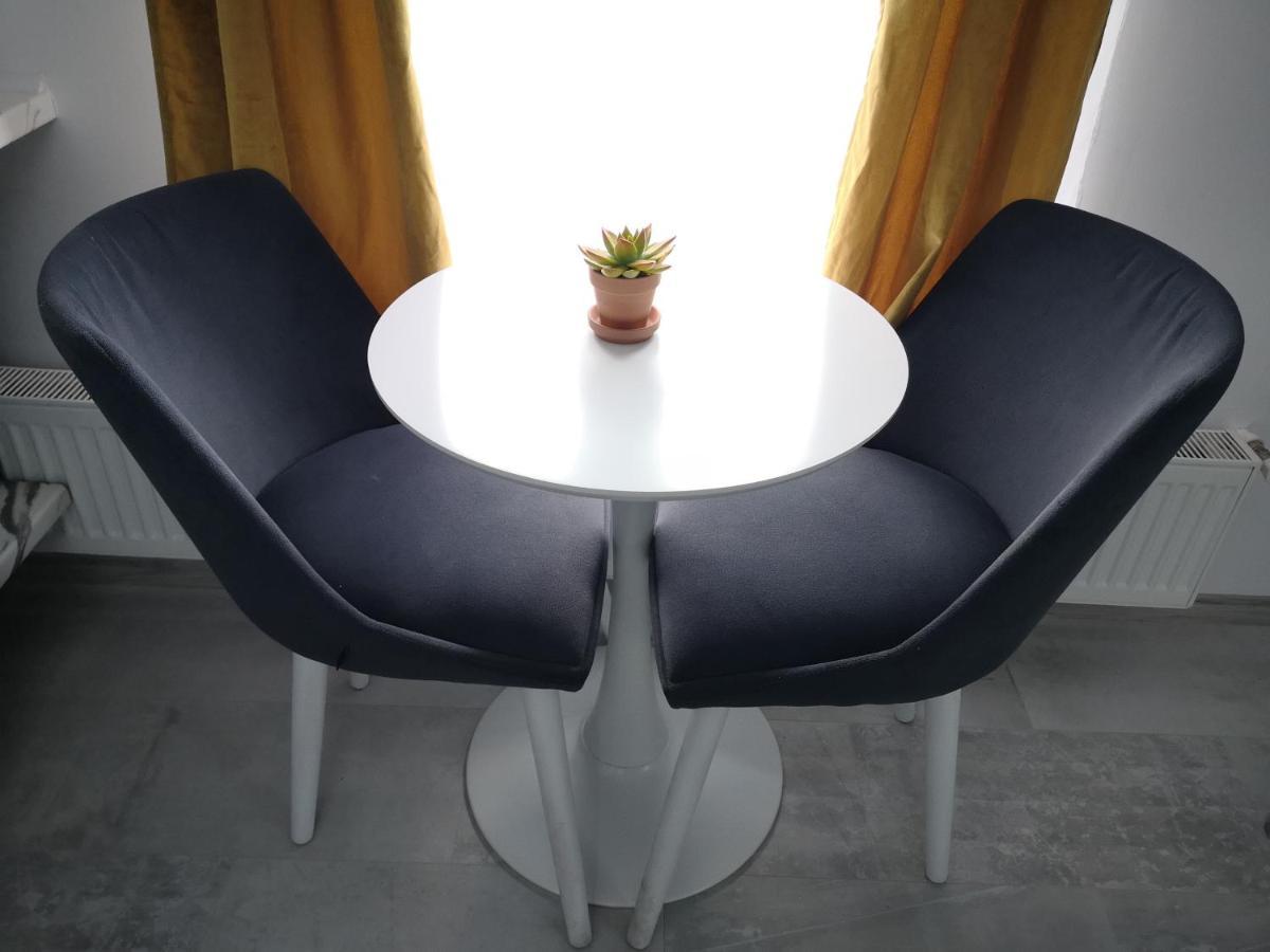 Ivy Boutique Apartman Brassó Kültér fotó