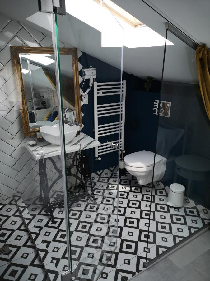 Ivy Boutique Apartman Brassó Kültér fotó